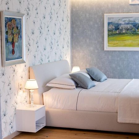 Seven Luxury Suites ティラナ エクステリア 写真