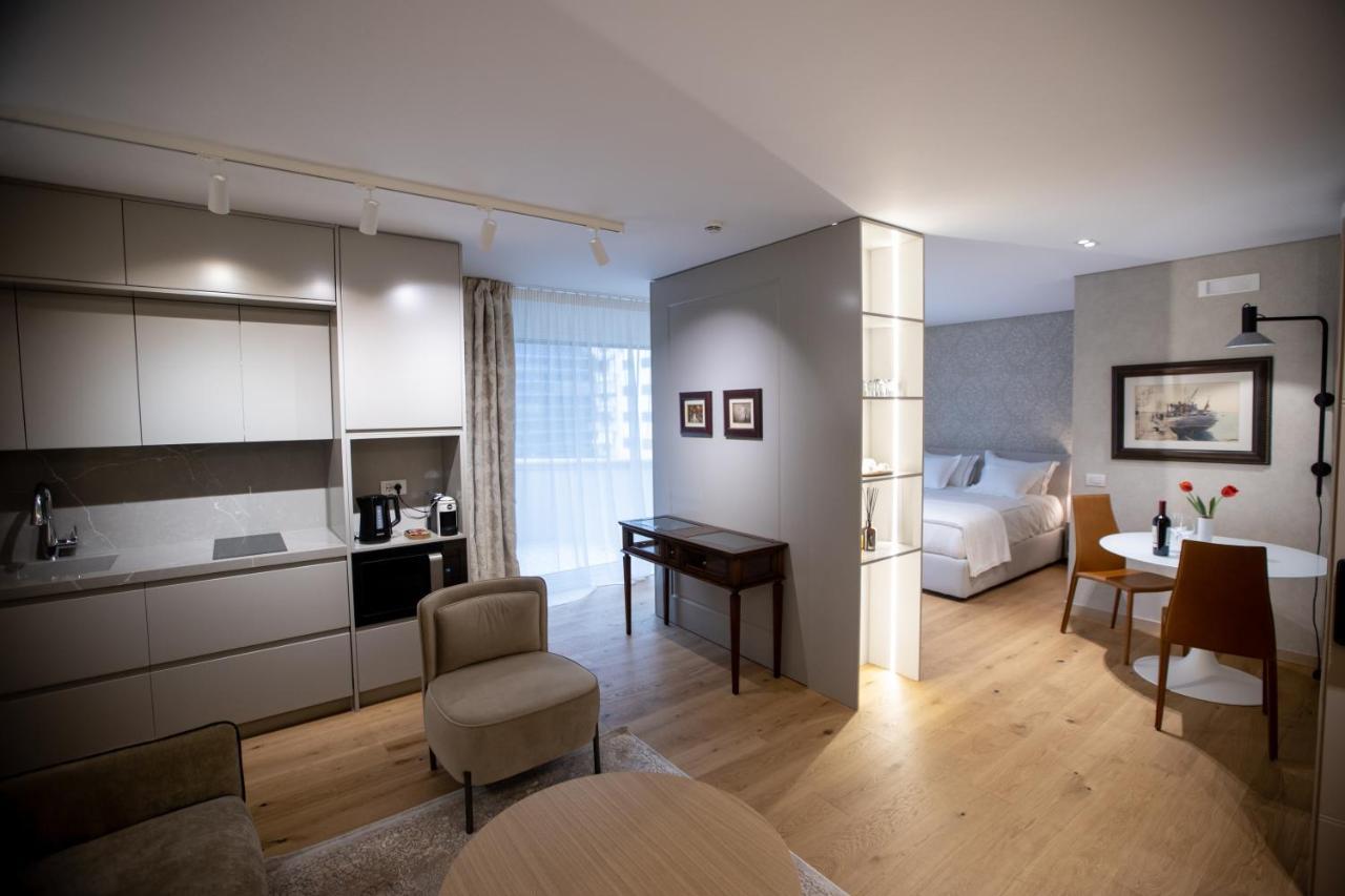 Seven Luxury Suites ティラナ エクステリア 写真