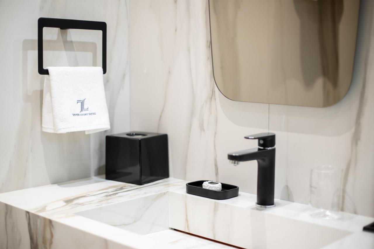 Seven Luxury Suites ティラナ エクステリア 写真
